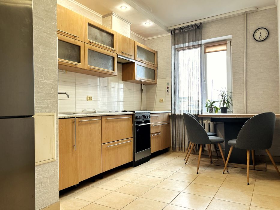 Трикімнатна квартира вулиця Грушевського