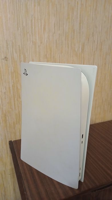 Продам PlayStation 5 500гб