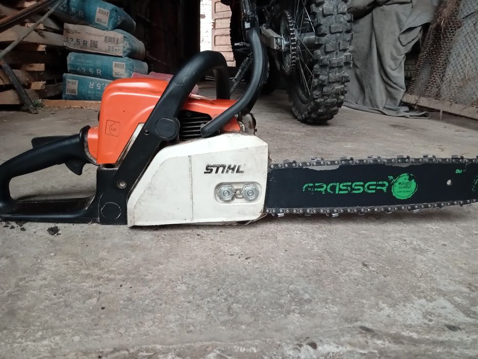 Продам бензопилу STIHL