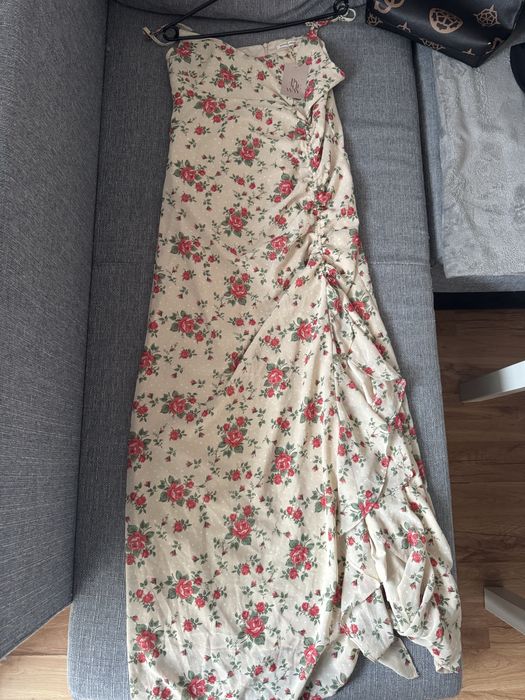 Nowa sukienka z metką