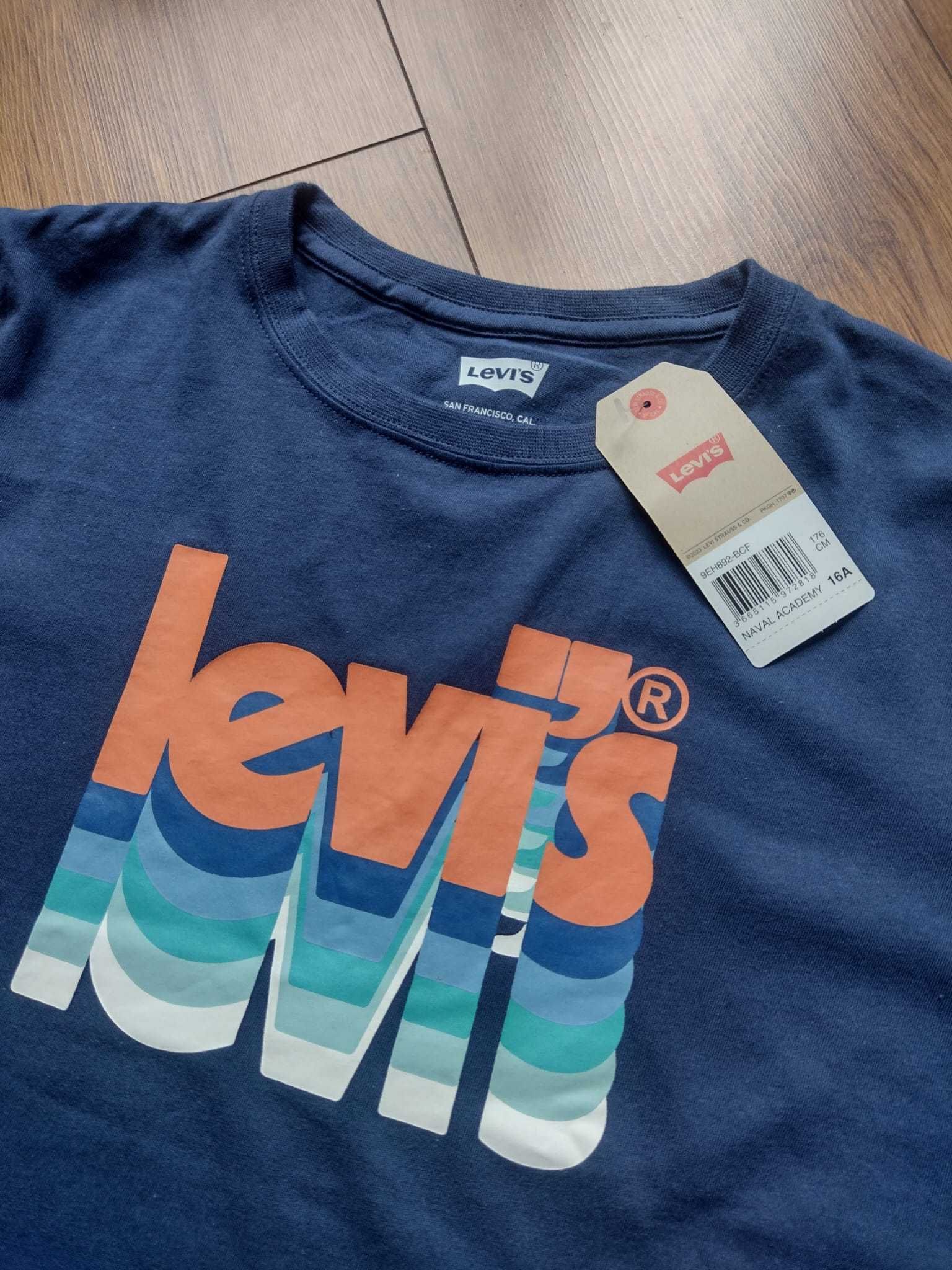 T-shirt koszulka Levi's. Rozmiar S - 176CM - 16A