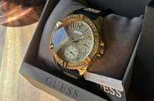 Zegarek damsku GUESS Lady Frontier W1160L1  JAK NOWY!