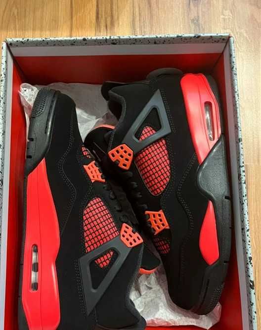 Jordan 4 Retro Red Thunder R.43