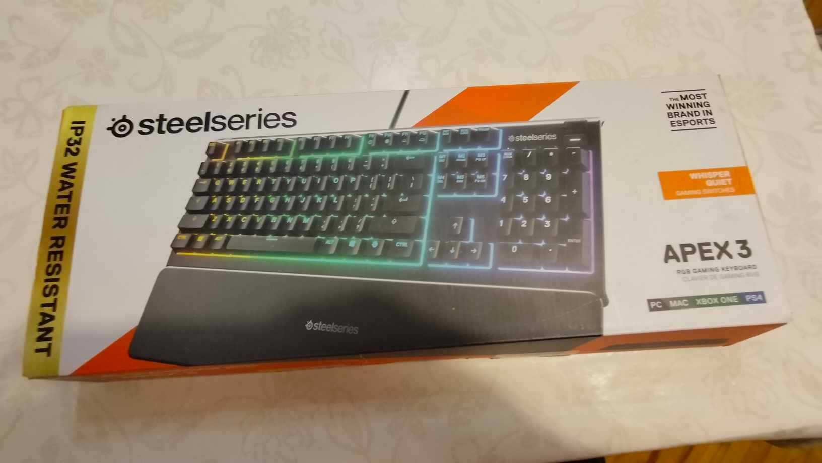 Klawiatura steelseries APEX 3