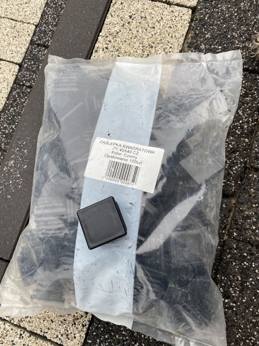 Zaślepka czarna 40x40