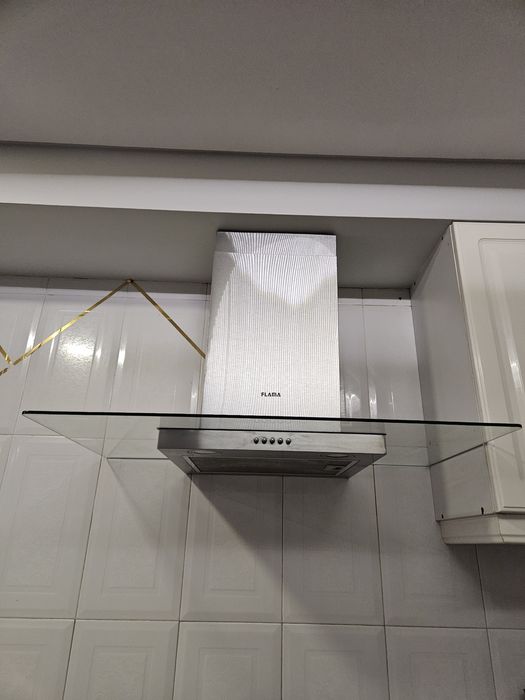 Exaustor Flama com 3 potências e luz integrada