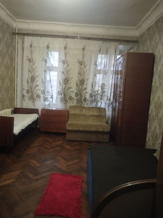 Сдам комнату в коммуне.Центр.Звоните