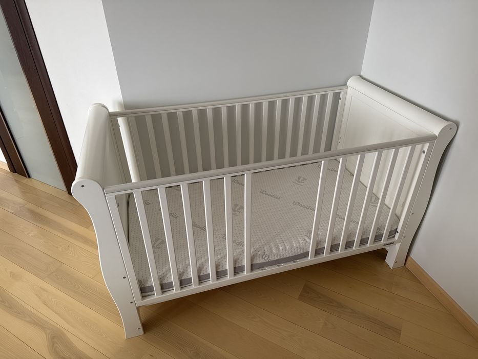 Łóżeczko z materacykiem firmy Woodies 140x70