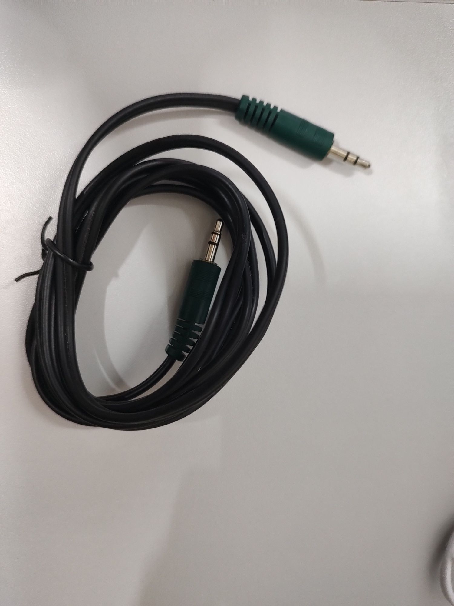 Аудио кабель 3'5 -3'5