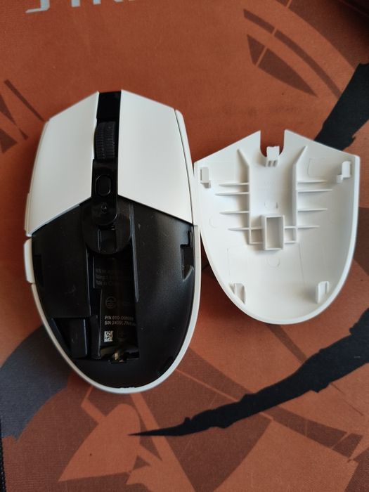 Logitech G304 lightspeed branco rato gaming (ou não)