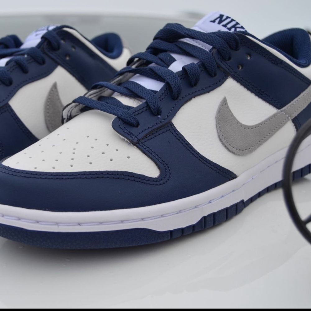 Nike Dunk low com etiqueta