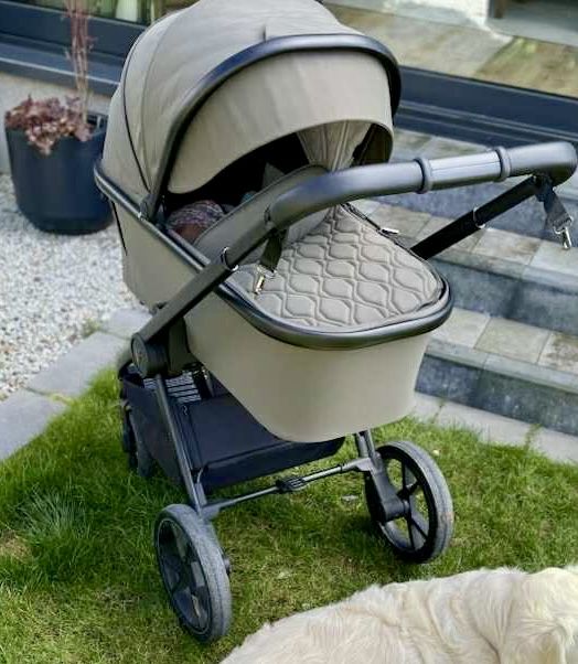 Wózek Venicci tinum EDGE kolor Moss adaptery gratis
