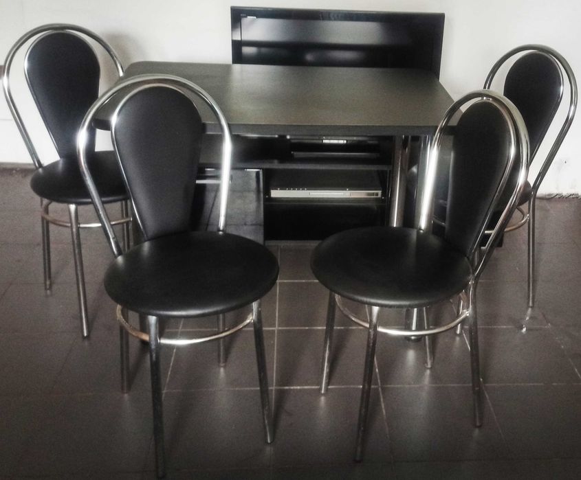 Zestaw stół krzesła czarne eco skóra metalowe stylowe