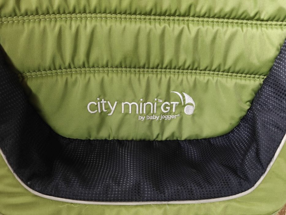 Wózek spacerowy Baby Jogger City mini GT