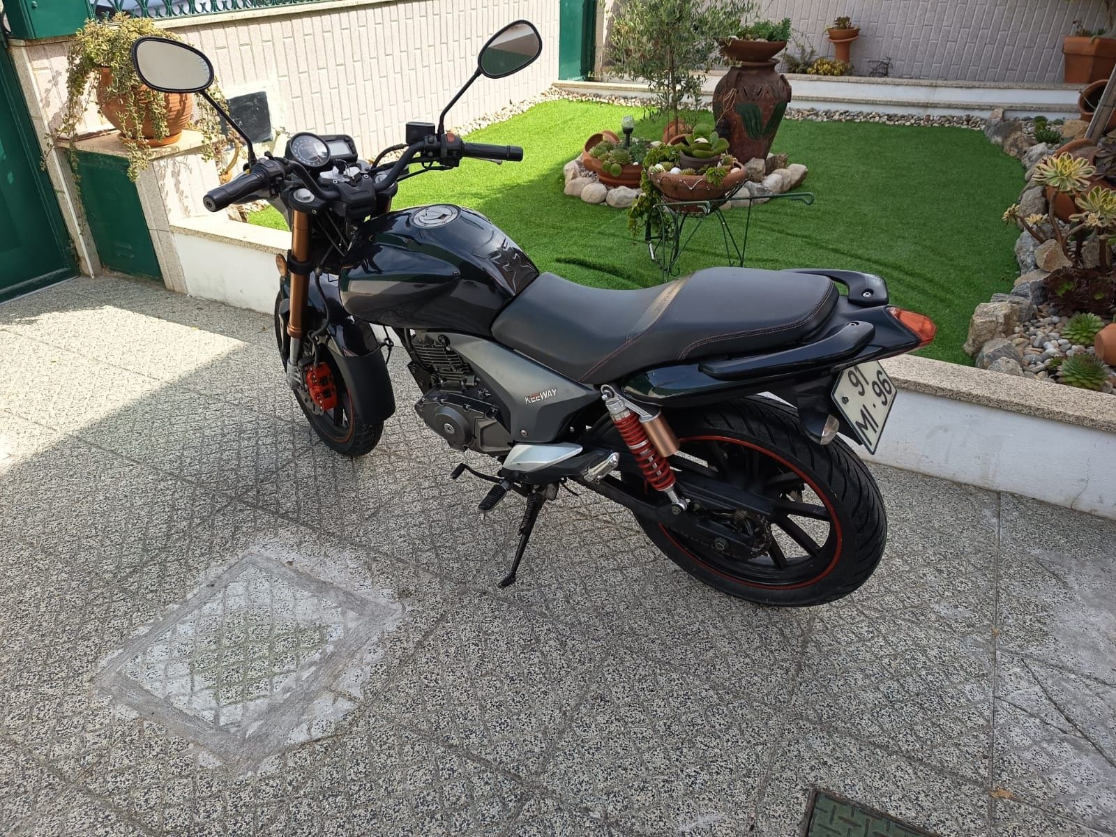 Keeway RKV 125 óptimo estado