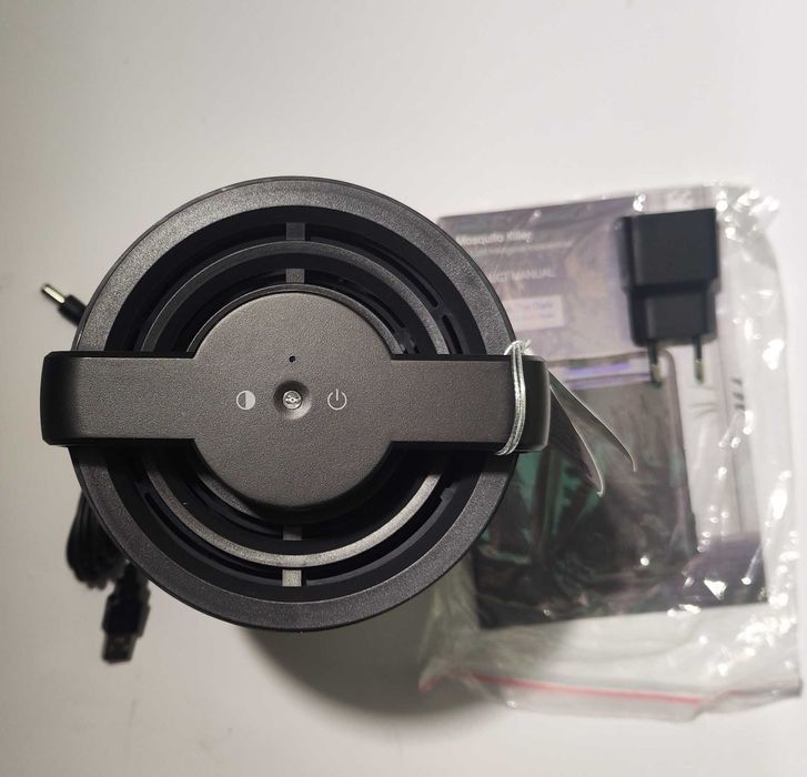 Pułapka na owady Insect Trap – lampa UV na komary