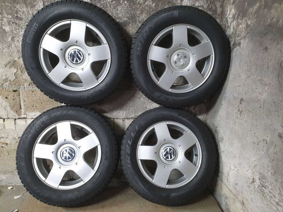 Felgi alu koła VW R15 5x100 opony zimowe 195/65R15 7,6mm Pirelli