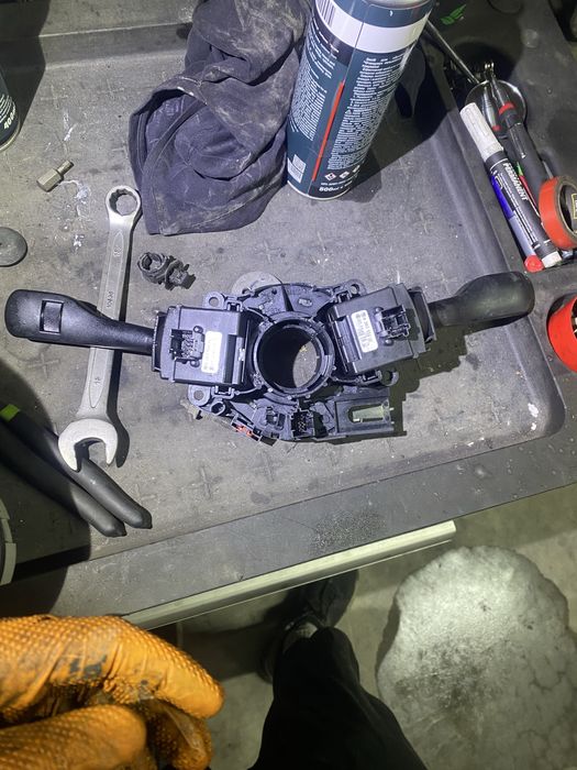 Продам рульовий шлейф в зборі включателчми на поворотнік і склоомивач