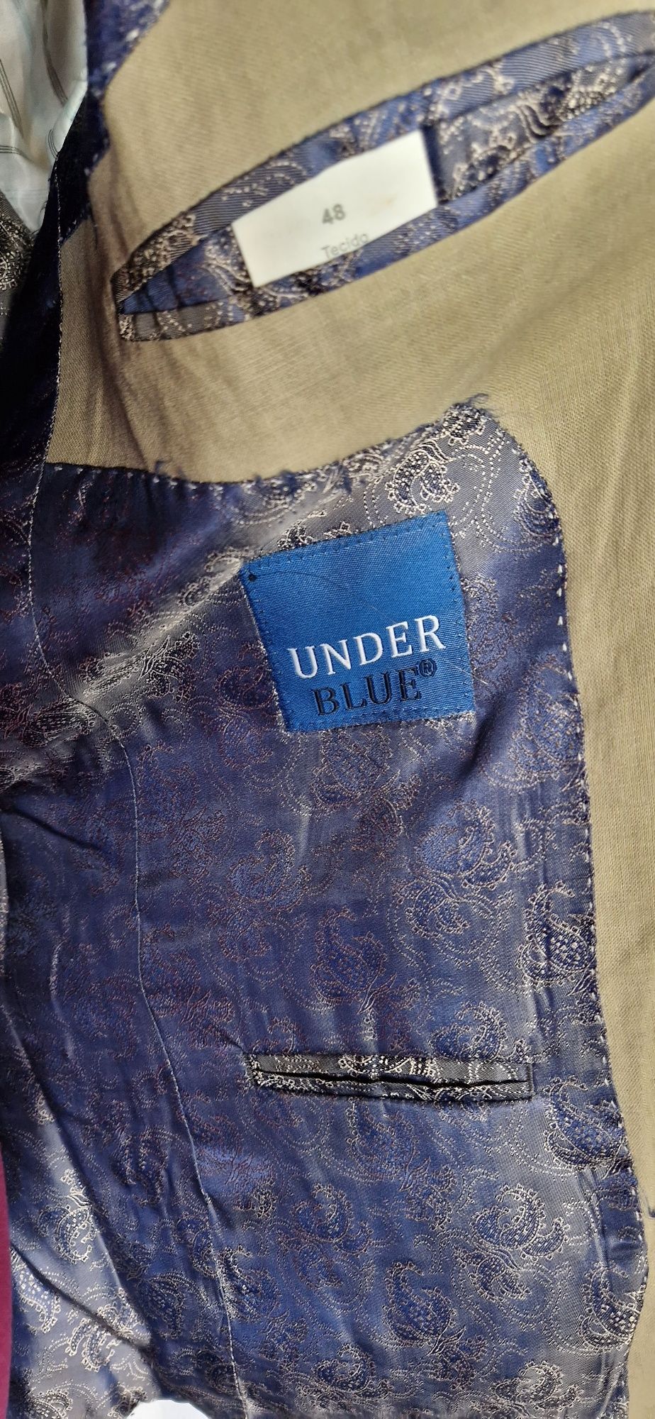 Casaco da marca / Under Blue