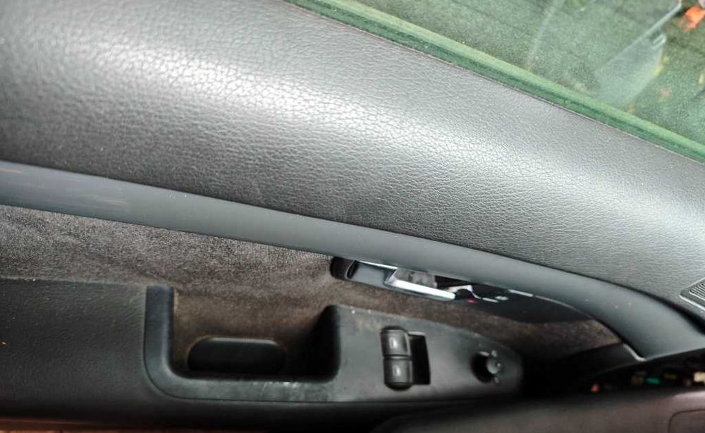 Drzwi lewy przód audi a4 b6 kombi kompletne kolor LY7Q