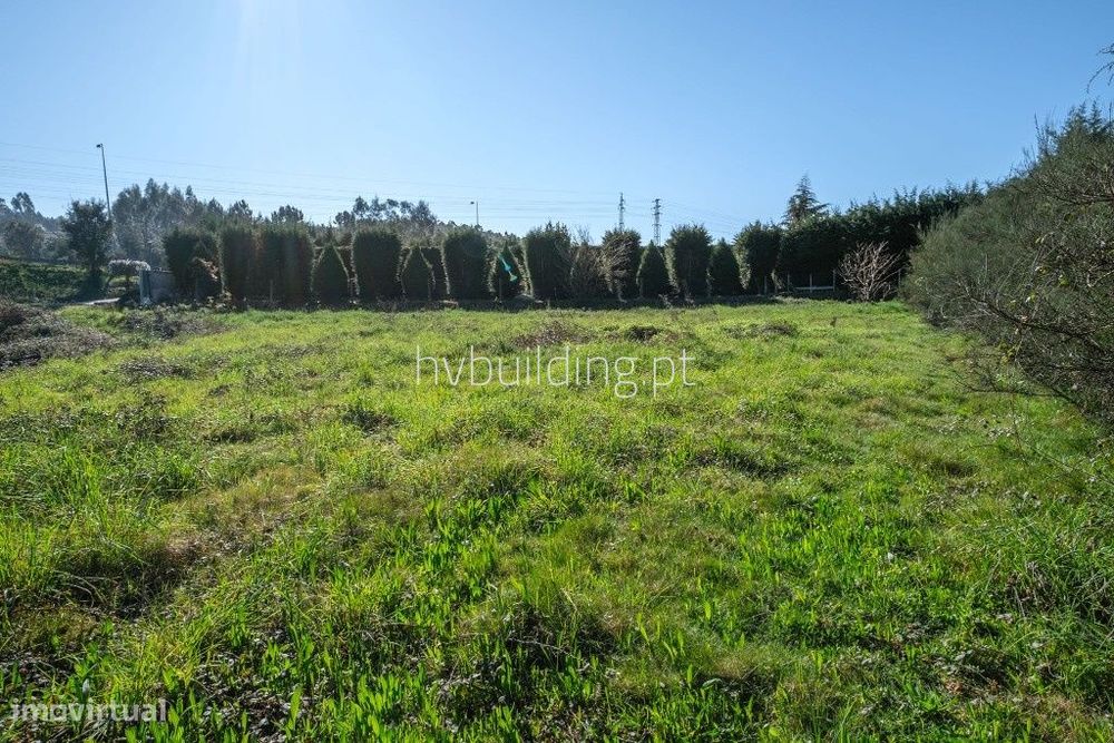 Terreno para exploração agrícola localizado em Alvelos, Barcelos