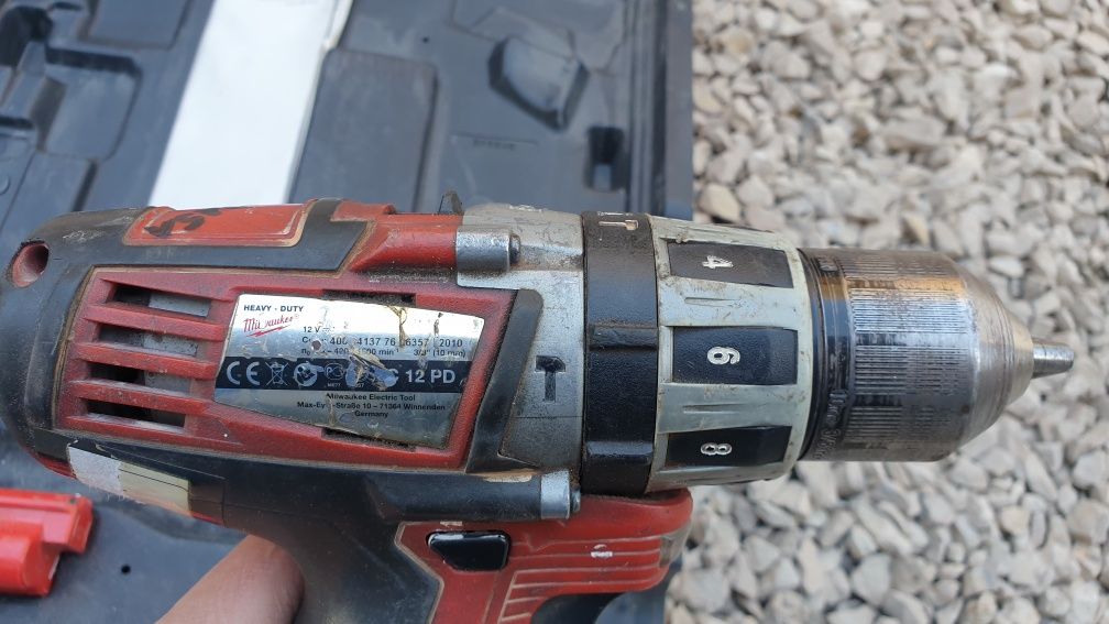 Wkrętarka udarowa MILWAUKEE M12 FUEL 12V baterie