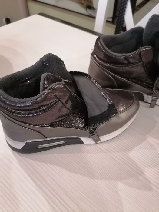 Ботінки демисезонні 39р