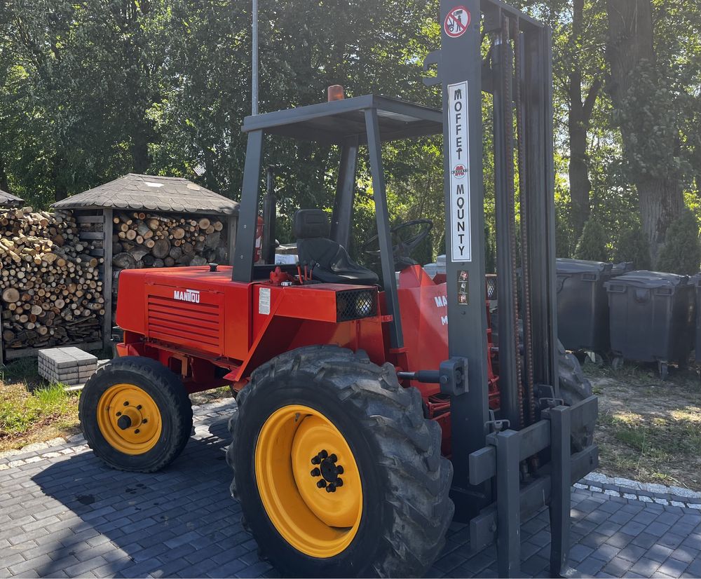 Terenowy wózek widłowy MANITOU MB 20 C