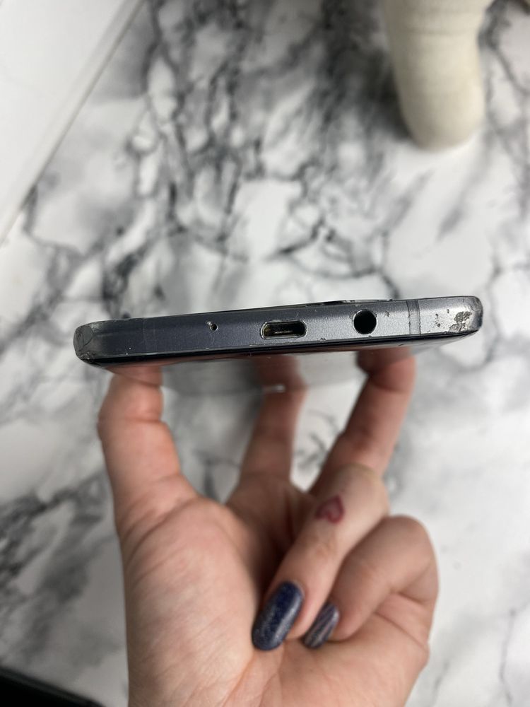 Телефон samsung J7 на запчастини