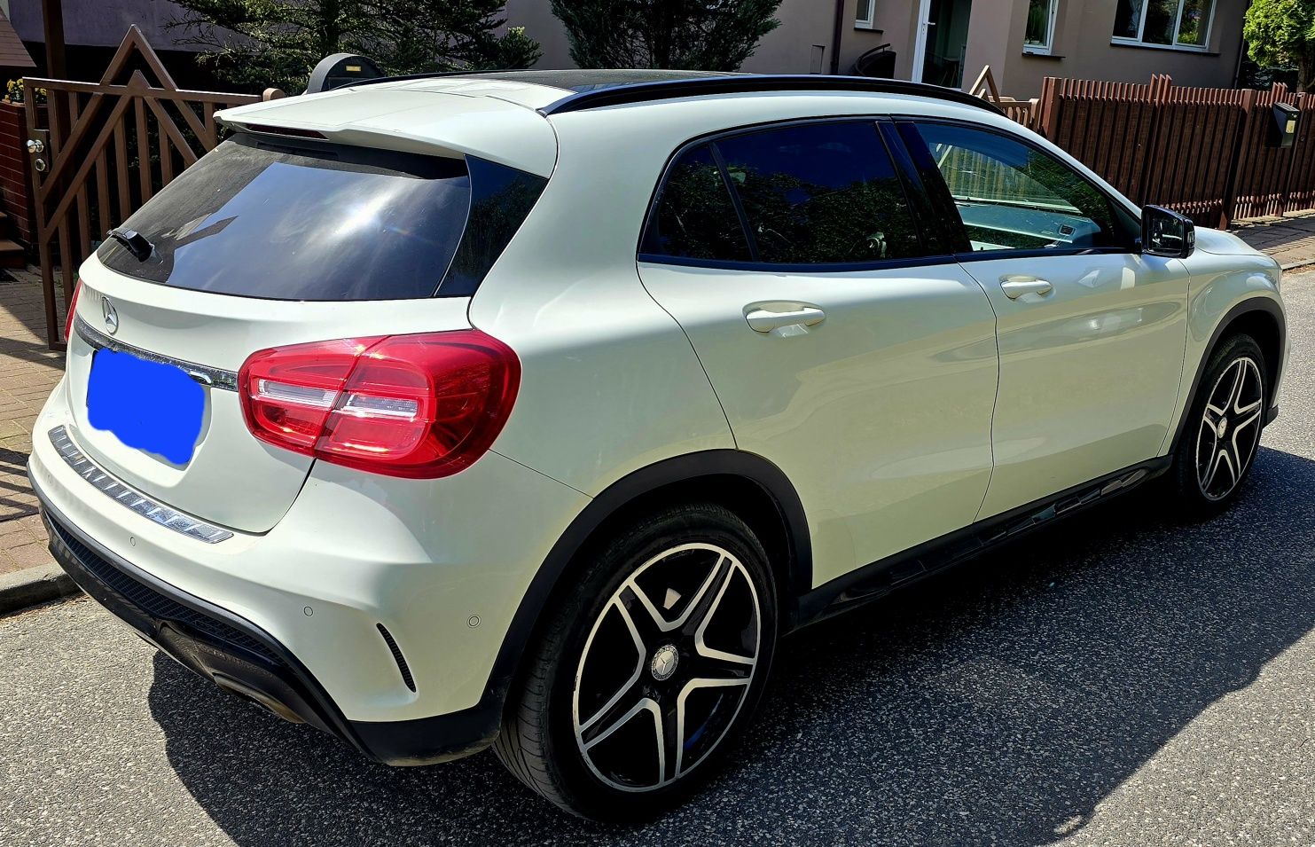 Mercedes GLA 250 4MATIC AMG Salon Polska