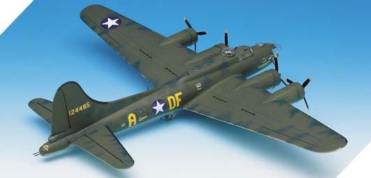 Academy 12495 samolot B-17F Memphis Bell