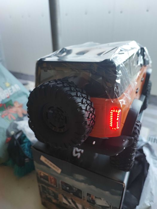 RC Bronco traxxas Kyosho losi axial hpi arrma tamiya crawler brushless