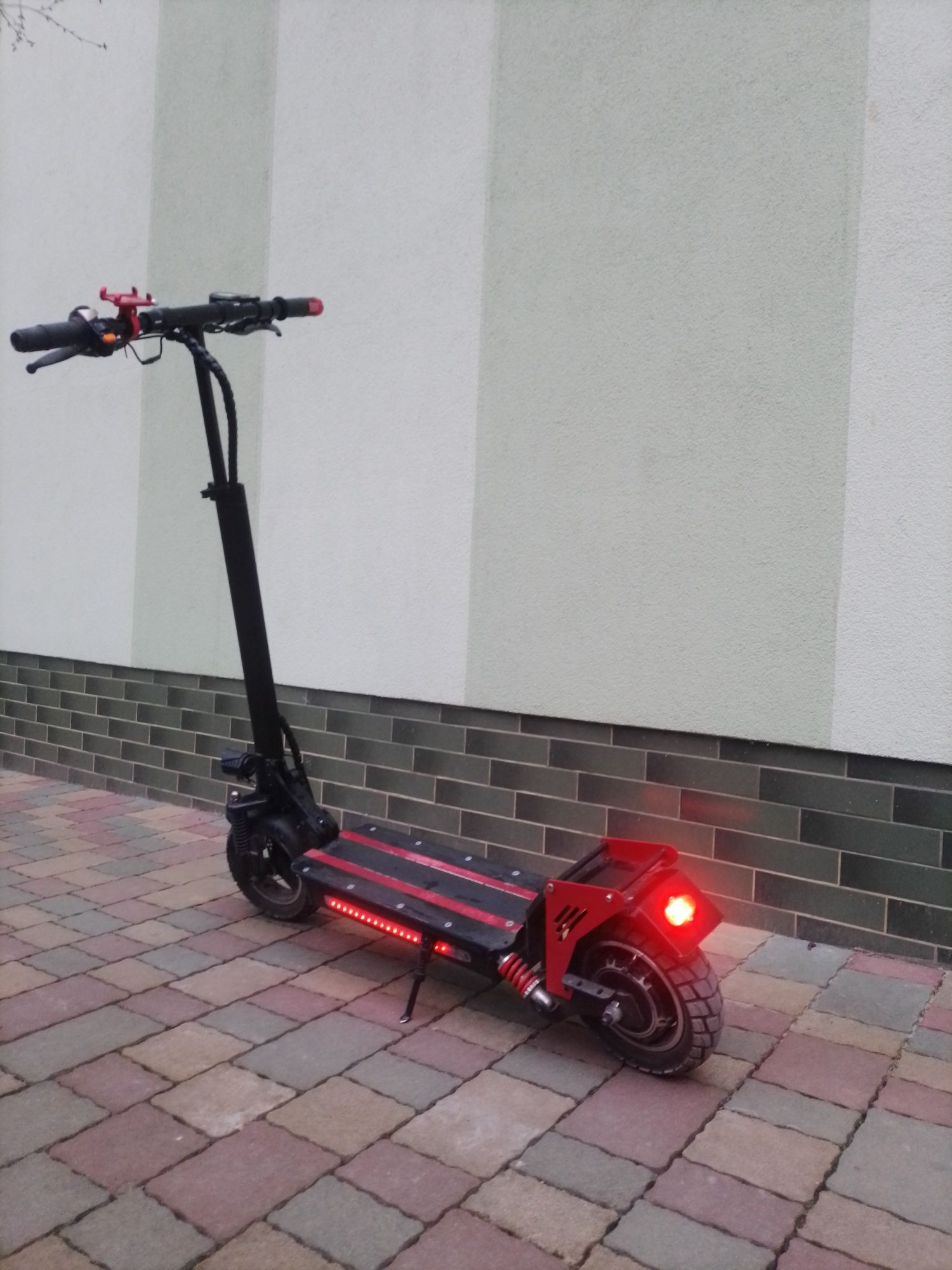 Електро самокат TESLA 1600