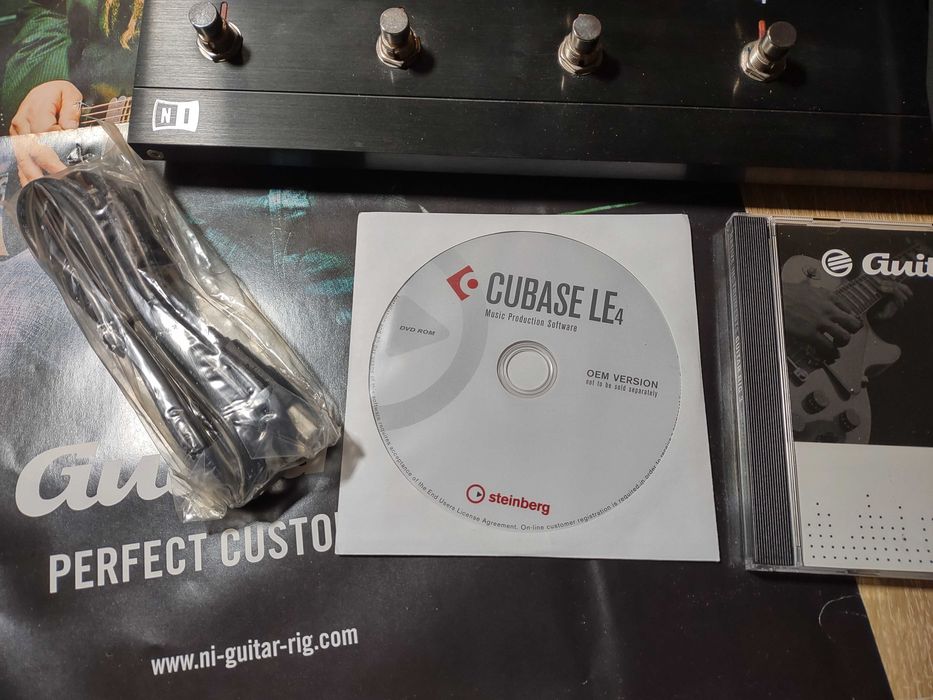 Процесcор гитарный  контроллер Native Instrument GUITAR RIG KONROL 3