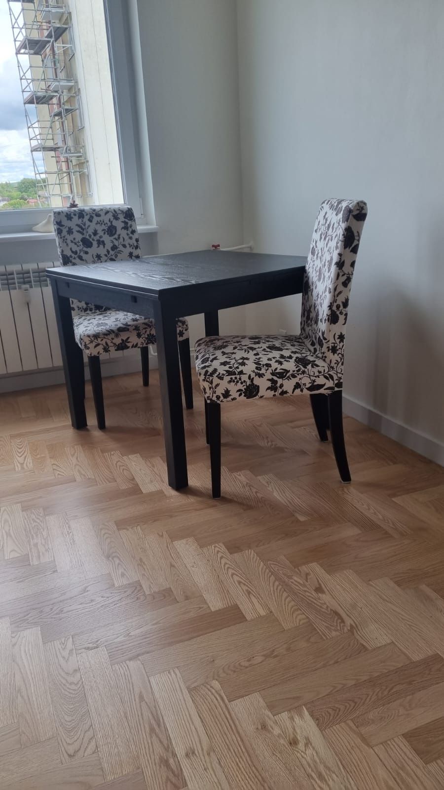 Rozkładany stolik z dwoma krzesłami Ikea