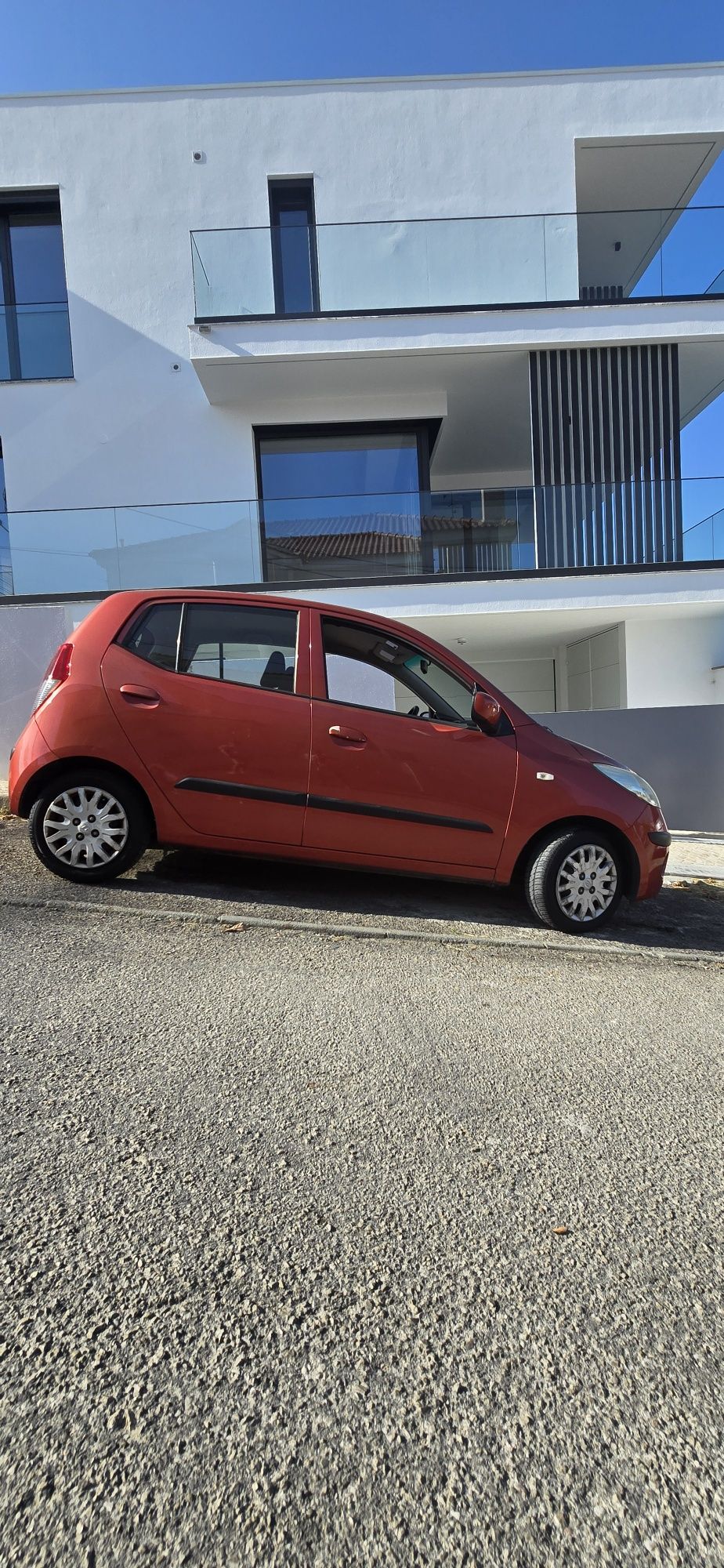 Vendo hyunday I10 em bom estado, bateria nova revisão feita--revisão f