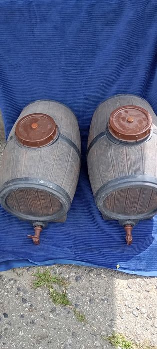 Beczki plastikowe na wino