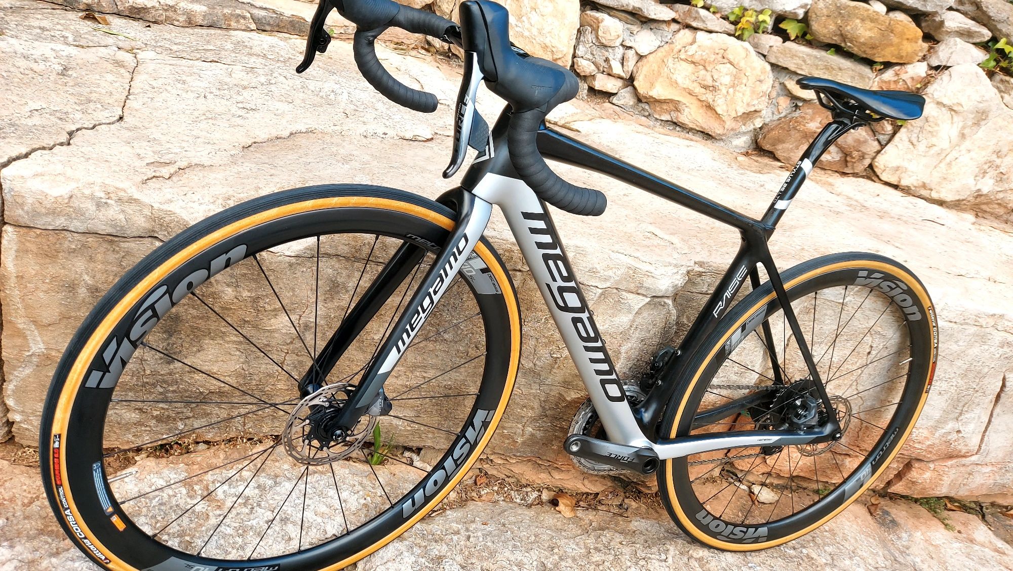 Megamo Raise Sram AXS 12V disco t50