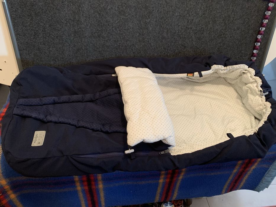 Pokrowiec ocieplacz do wózka lub sanek