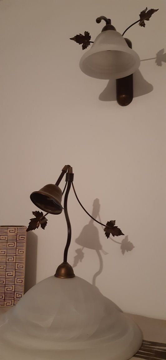 Piękny zestaw lampa z kinkietem