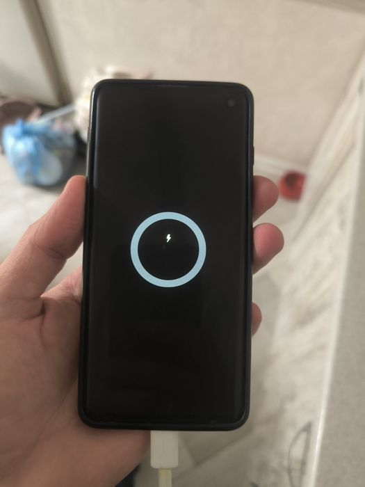 Samsung Galaxy S10 G973F DS битий