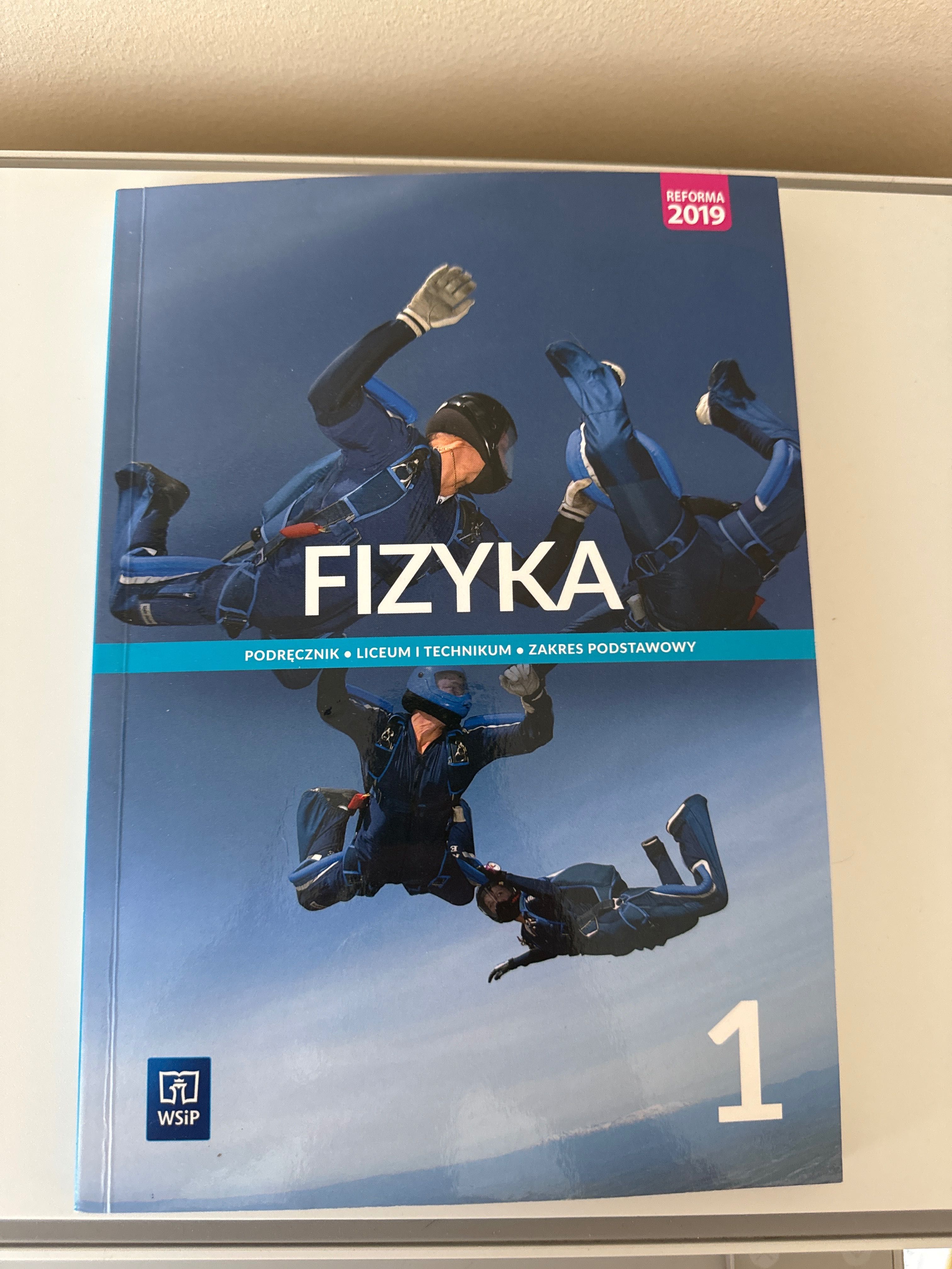 Fizyka - podręcznik do pierwszej klasy