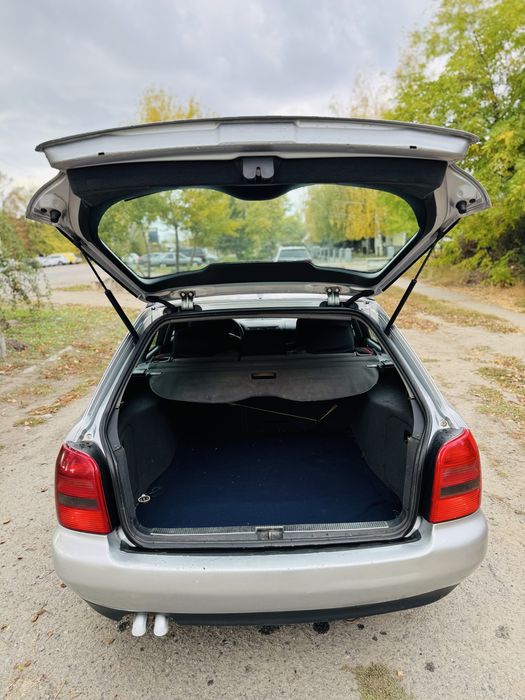 Продам Audi A4 турбодизель 1,9