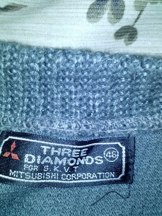 Жіноча сукня і піджаки