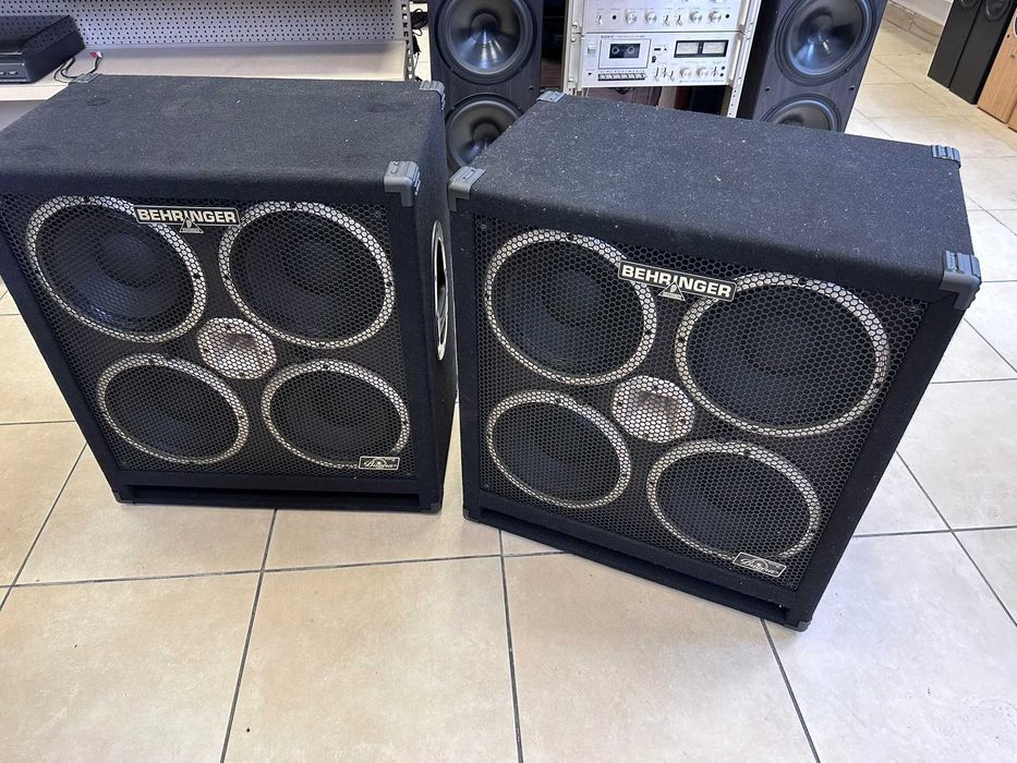 Kolumna BEHRINGER BB 410