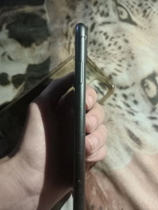 iPhone 11 128гб Neverlock
