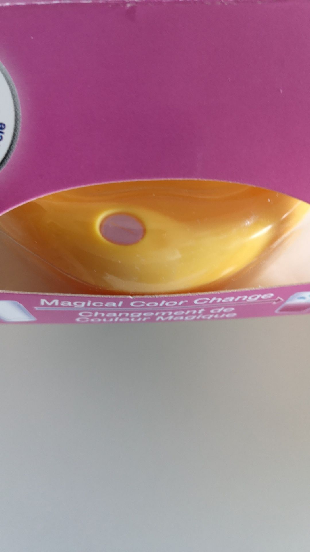 Copo mágico muda de cor com liquido