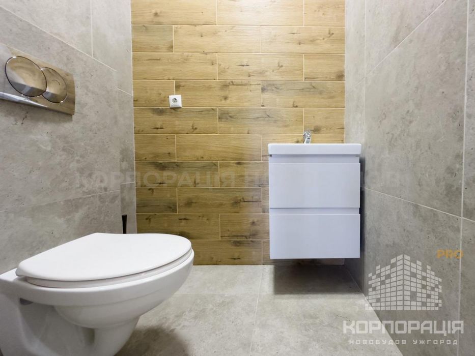 Продаж 2-км квартири, 76 м2, ЖК "Престиж", поруч Боздоський парк