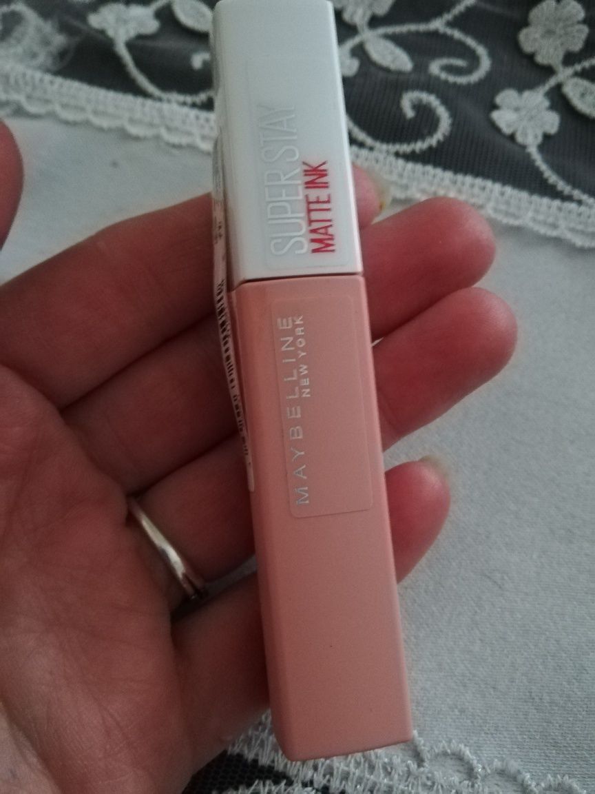 Szminka maybelline matte ink nr 05