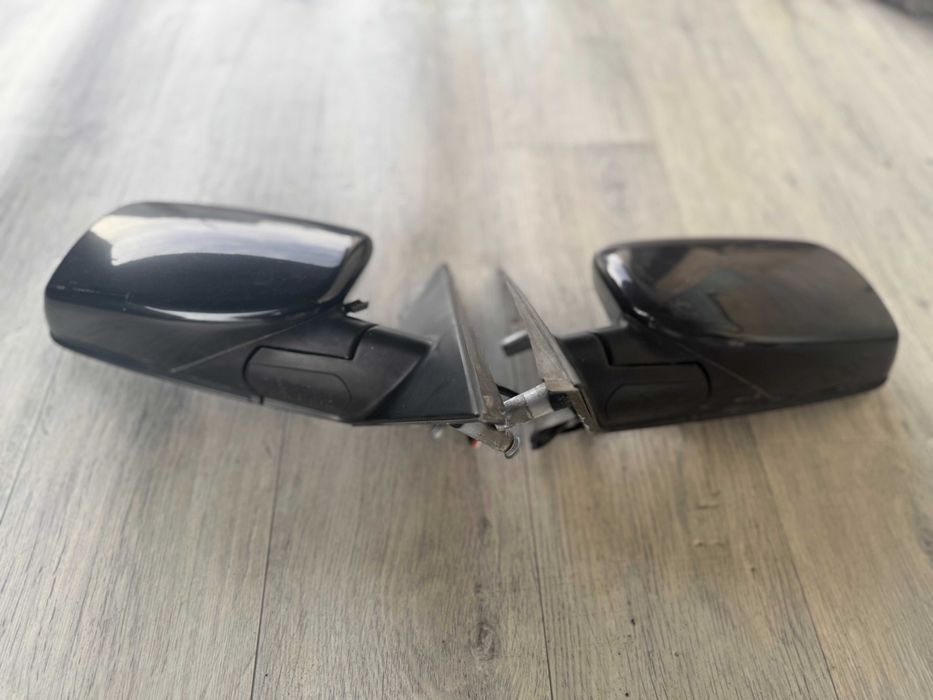 Зеркало BMW 5 E60 Правое Левое 4pin  07-09 В наличии